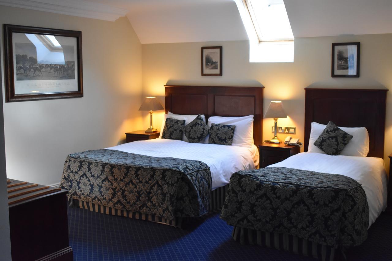 Maudlins House Hotel Naas Exterior foto